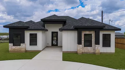 183 Pleasant Dr, Eagle Pass, TX 78852