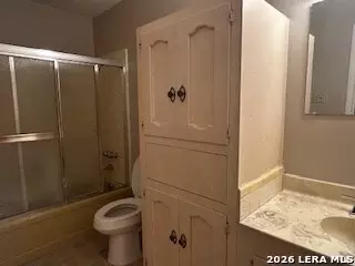 Bath - 1883 Quarry St, Eagle Pass, TX 78852 photo 2 of 2