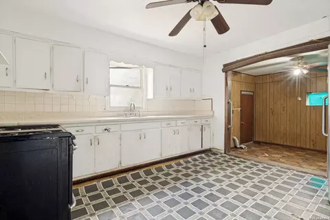 Kitchen - 204 3rd St, Converse, TX 78109 photo 1 of 2