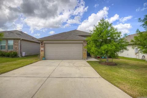 809 Nodding Nixie, Seguin, TX 78155