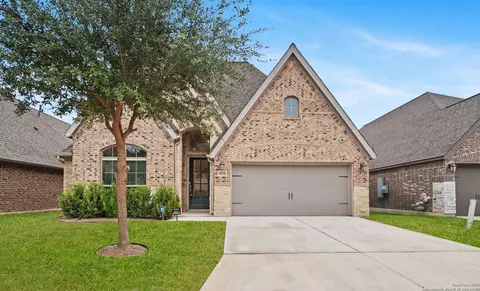 9106 Warp Dr, San Antonio, TX 78254