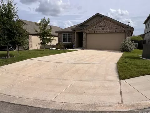 4910 Practice Grn, San Antonio, TX 78261