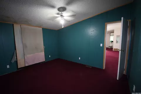 517 Corley Dr, Devine, TX 78016 photo 26