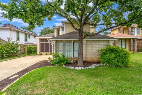 1139 Summit Crst, San Antonio, TX 78258