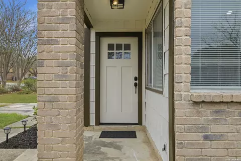 13823 Durwood St, San Antonio, TX 78233