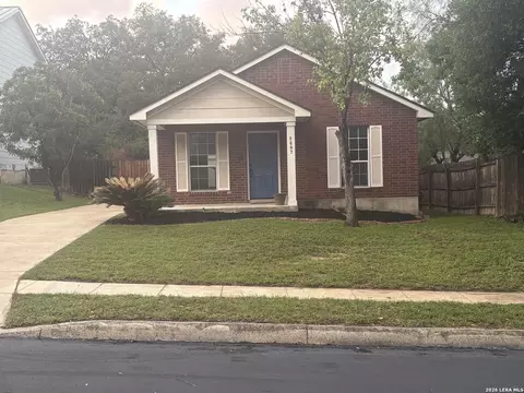 8607 Willow Glen Dr, San Antonio, TX 78250