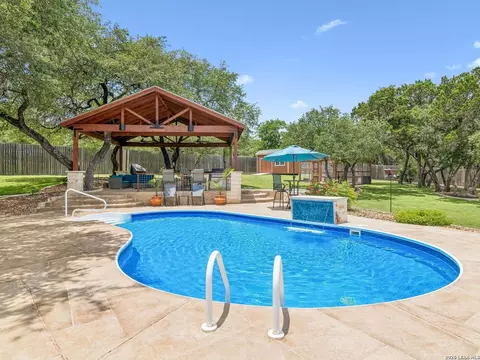 184 Stockman Cir, Spring Branch, TX 78070
