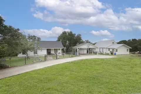 4521 Laurie Michelle Rd, San Antonio, TX 78261