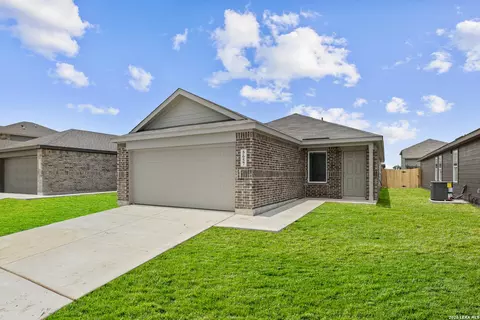 5657 Jasper Pl, San Antonio, TX 78223