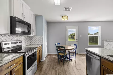 7323 Turnbow, San Antonio, TX 78252