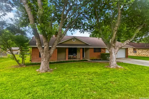 1529 Allison, New Braunfels, TX 78130