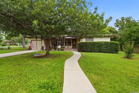 301 Avenue A, Converse, TX 78109