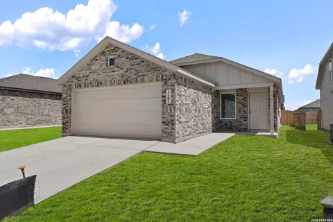 5641 Jasper Pl, San Antonio, TX 78223