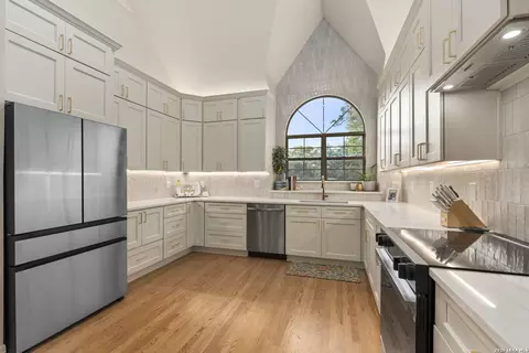 27 Trophy Rdg, San Antonio, TX 78258