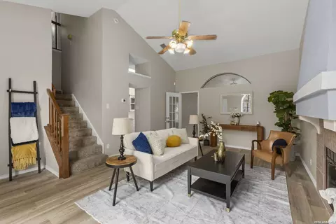6146 Valley Clf, San Antonio, TX 78250