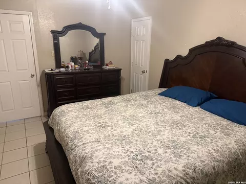 Bedroom - 783 Trinity St, Eagle Pass, TX 78852 photo 2 of 4