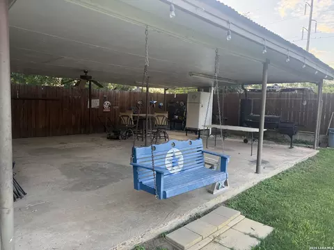 Exterior - 783 Trinity St, Eagle Pass, TX 78852 photo 12 of 17