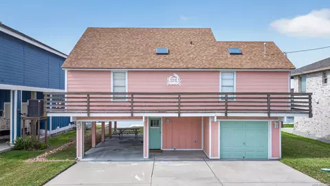 128 Copano Ridge Rd, Rockport, TX 78382