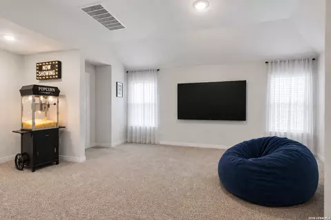 827 Laurel Run, San Antonio, TX 78219