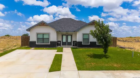 2822 Sammy Ibarra, Eagle Pass, TX 78852