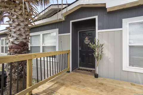 510 Cedar, Jourdanton, TX 78026