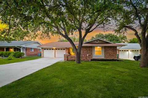 3219 Quakertown Dr, San Antonio, TX 78230