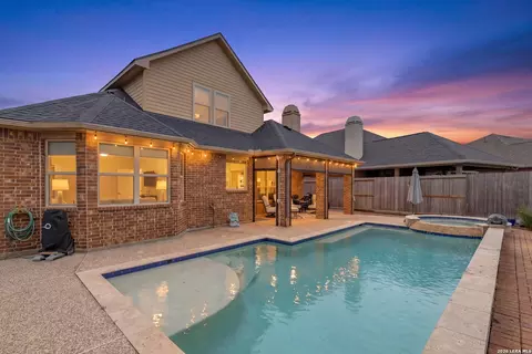 618 Kirkham Ln, League City, TX 77573