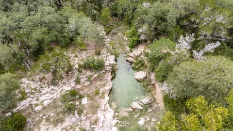 235 Sir Arthur Way, Canyon Lake, TX 78133