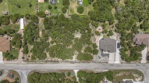 635 Monarch, Canyon Lake, TX 78133