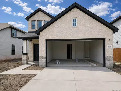 11208 Schmidt Ln, Converse, TX 78109