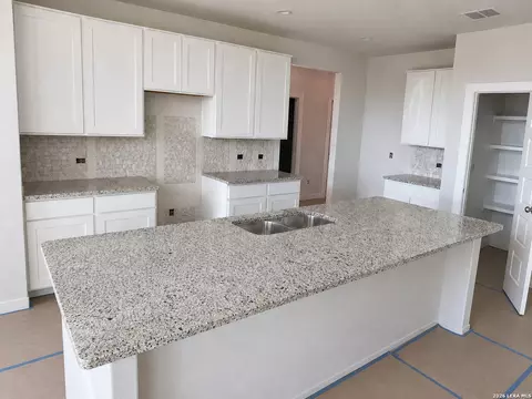 Kitchen - 11208 Schmidt Ln, Converse, TX 78109 photo 1 of 2