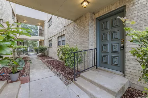 11843 Braesview #913, San Antonio, TX 78213