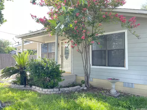 145 Leroux St, San Antonio, TX 78207