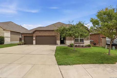 13627 Cessna, San Antonio, TX 78245