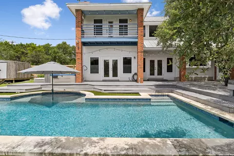 14806 Circle J Trl, Helotes, TX 78023