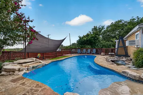 2210 Cardigan Hl, San Antonio, TX 78232