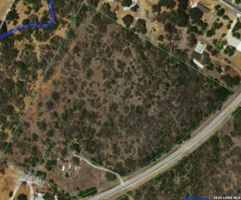 6970 Fm 2504, Bigfoot, TX 78005