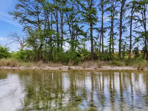 View/Area - 1260 Magers, Concan, TX 78801 photo 2 of 11