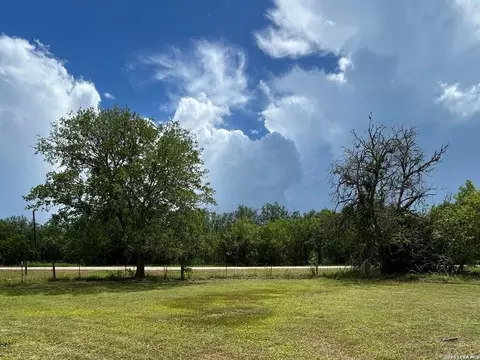 1640 Sandy Elm Rd, La Vernia, TX 78121