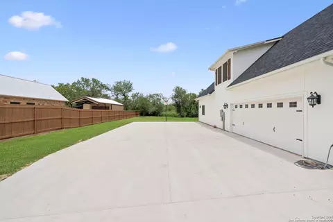 Exterior - 177 E Short Meadow Dr, Lytle, TX 78052 photo 12 of 12