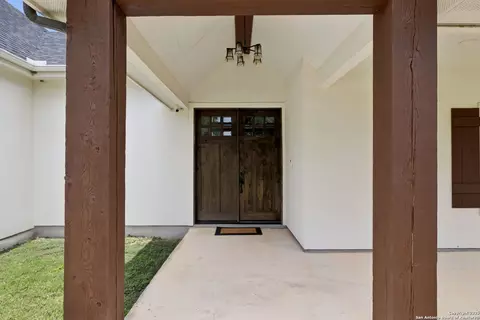 Entry Way - 177 E Short Meadow Dr, Lytle, TX 78052 photo 1 of 5
