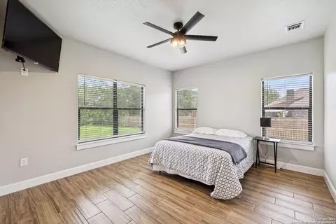 Bedroom - 177 E Short Meadow Dr, Lytle, TX 78052 photo 4 of 6