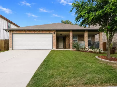 926 Saxonhill Dr, San Antonio, TX 78253