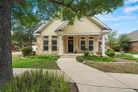 2215 Gruene Lk, New Braunfels, TX 78130