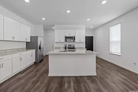 Kitchen - 1143 Punta Mita St, Converse, TX 78109 photo 2 of 4