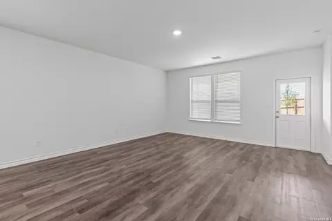Living - 1143 Punta Mita St, Converse, TX 78109 photo 5 of 7