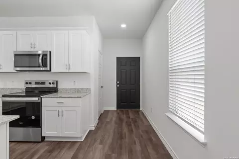 Entry Way - 1143 Punta Mita St, Converse, TX 78109 photo 1 of 5