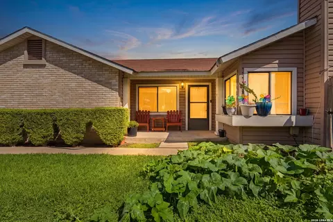 9609 Little Bnd, San Antonio, TX 78250