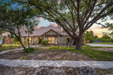 618 Sonnet, San Antonio, TX 78216