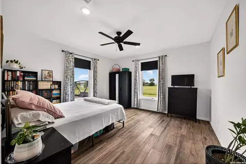 Bedroom - 965 County Road 7611, Devine, TX 78016 photo 4 of 5